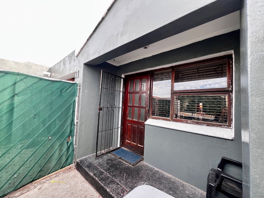 3 Bedroom Property for Sale in Westridge Western Cape